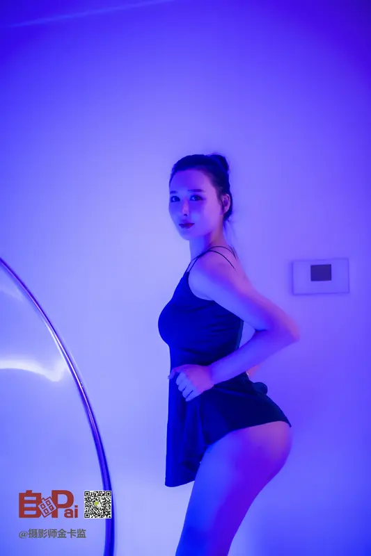 0005.摄影师金卡监作品-女神索菲《夜色》套图+视频 0
