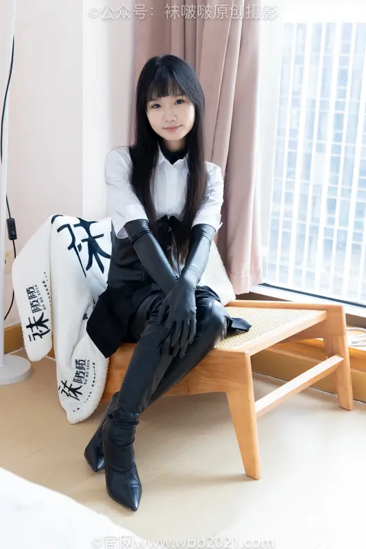 BoBoSocks袜啵啵 No.499 甜甜圈-高跟长靴、踩脚裤、厚黑丝五指袜、黑皮手套、裤里丝 10