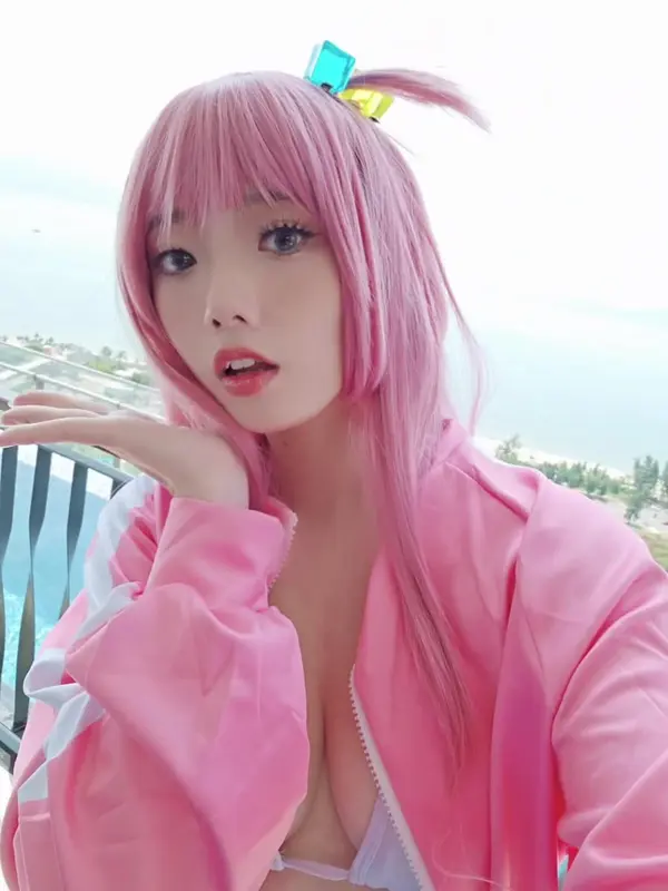 Messie Huang – NO.025 Bocchi 3